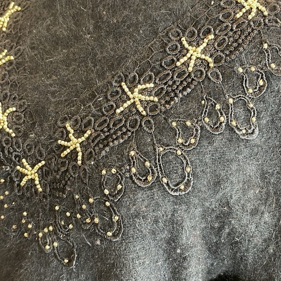 Vintage  Calavini 70s Black Angora Sweater Short Sleeve Beaded Venetian Lace M - Picture 7 of 9